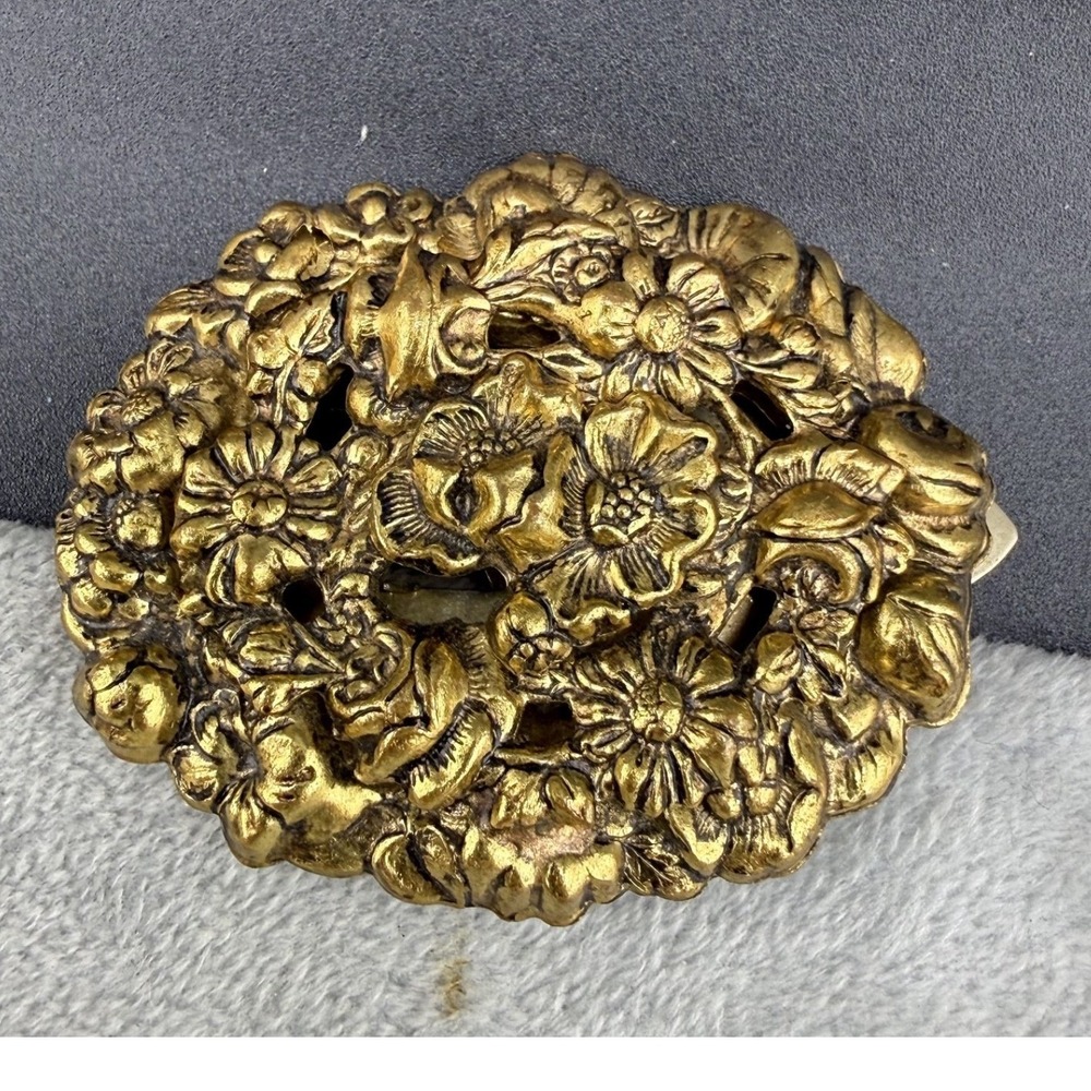 Vintage Estate Floral Dress Scarf Clip Gold Tone Repousse Flower Oval 2in